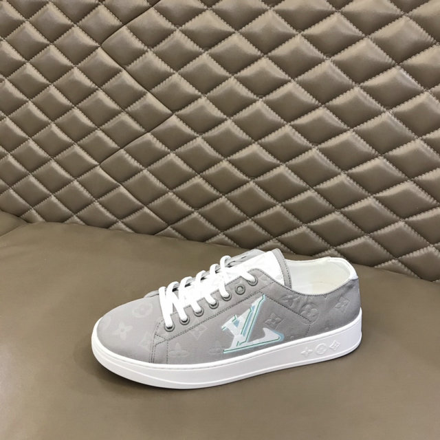 men LV shoes-278